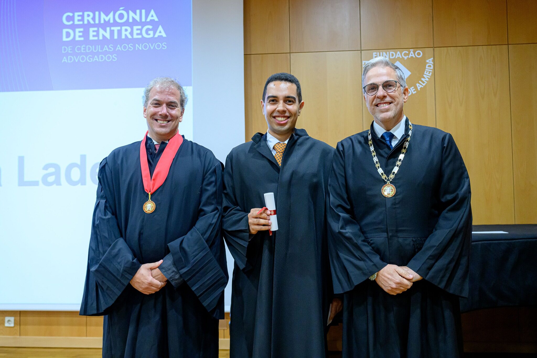 Cerimónia de entrega de cédula profissional da Ordem dos Advogados, com o Dr. João Massano, Bastonário, e o Dr. Jorge Barros Mendes, Presidente do Conselho Regional do Porto